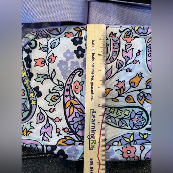 Vera Bradley Messenger/Crossbody Women's Bag - Picture 4 of 13